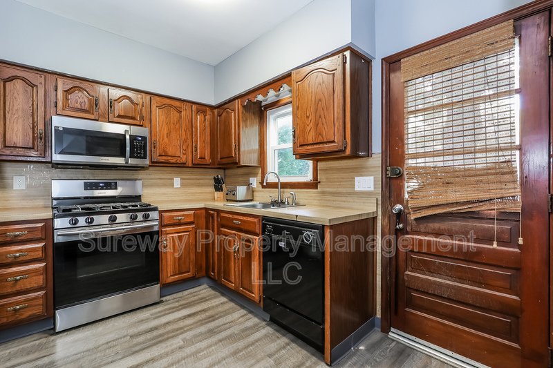 Welcome to 201  E Linden Ave - property image