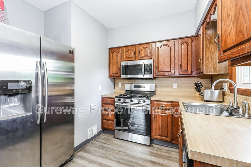 Welcome to 201  E Linden Ave - property image