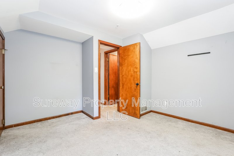 Welcome to 201  E Linden Ave - property image