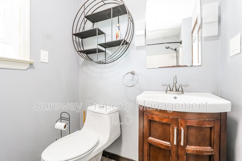 Welcome to 201  E Linden Ave - property image