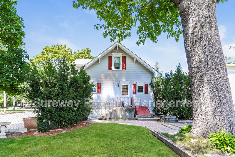 Welcome to 201  E Linden Ave - property image