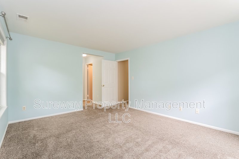 Welcome Home to 108 Lowell Ct, Apt 5! property image