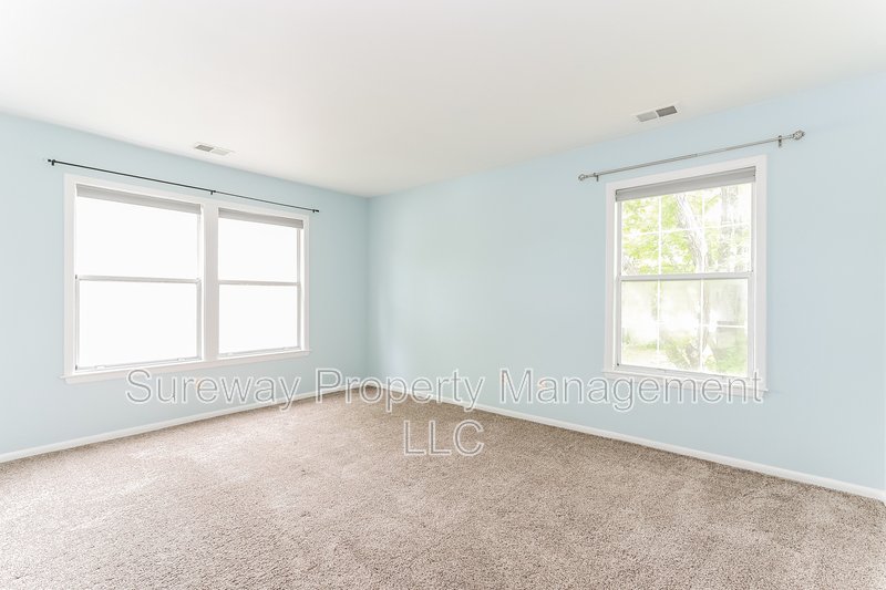 Welcome Home to 108 Lowell Ct, Apt 5! property image