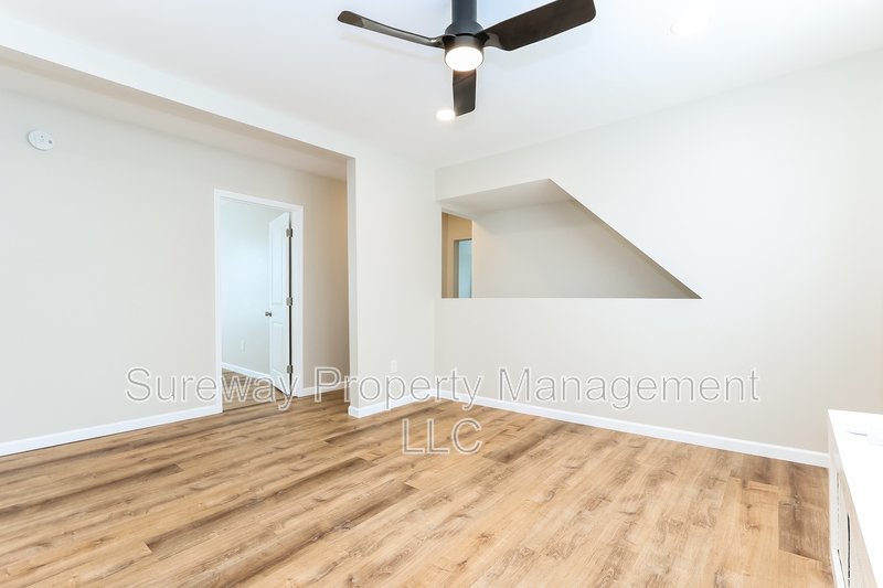 Welcome Home to 1 Chestnut Ave, Unit B! property image