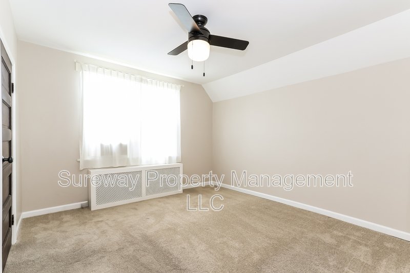 Welcome Home to 1 Chestnut Ave, Unit B! property image