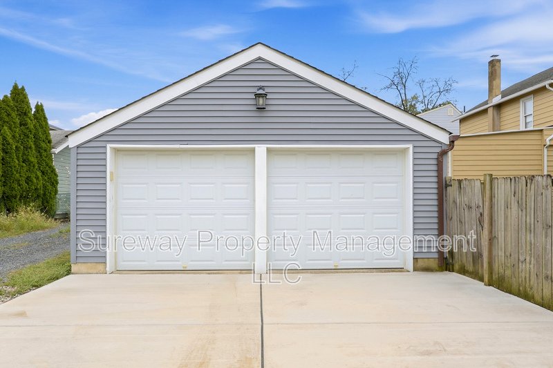 Welcome home to 111 Westmont Ave property image