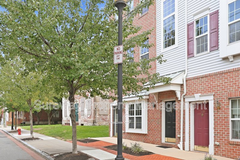 Three-Level Townhome with 3 Bedrooms, 2.5 Baths & Private Garage property image