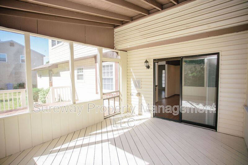 Welcome Home to 9 N Green Acre Dr! property image