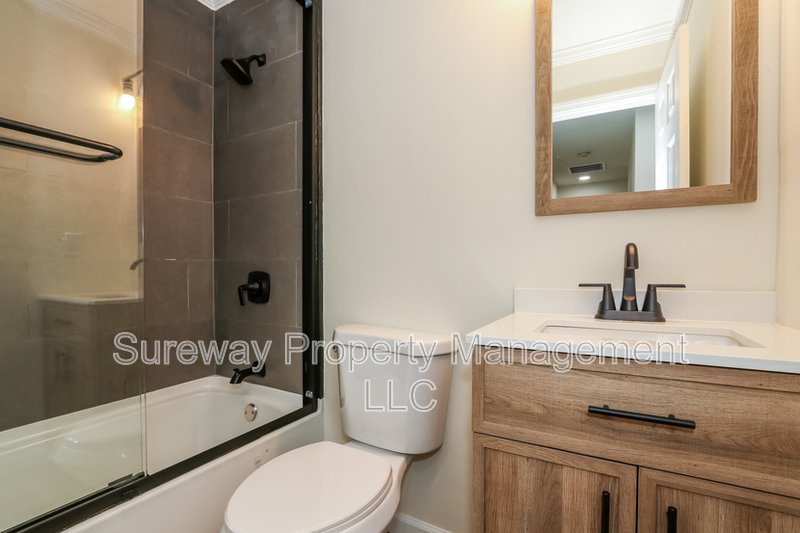 Newly Renovated 2-Bedroom Townhome in Sicklerville property image