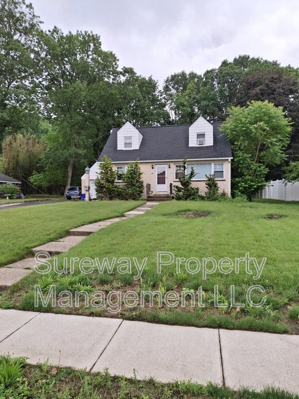 Charming 1-Bedroom Apartment in Beautiful Haddon Heights property image