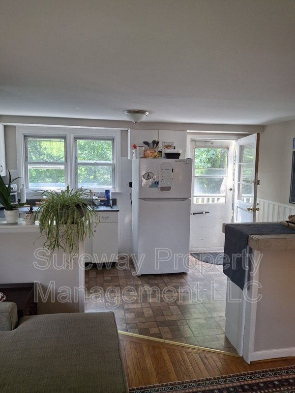 Charming 1-Bedroom Apartment in Beautiful Haddon Heights property image