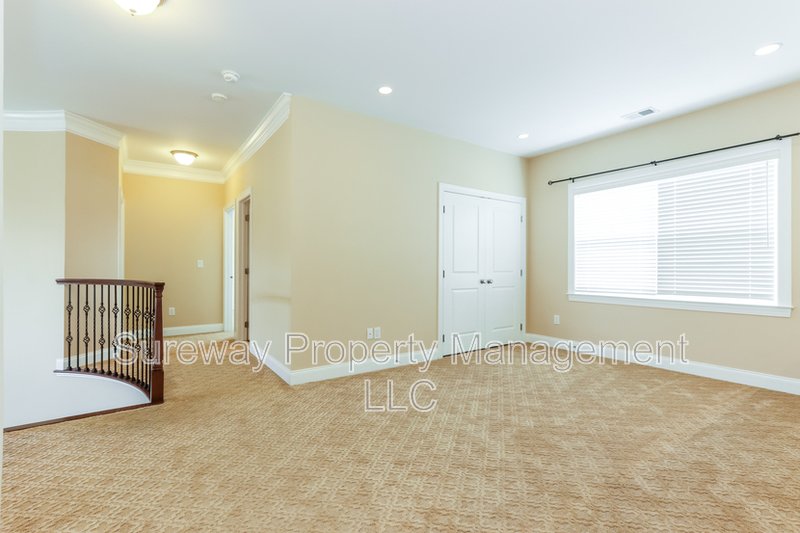Stunning 4BR/4BA with loft! This Columbia II Lexington Model in Monroe Chase – 3,640 Sq Ft + Finished Basement (1100 Square feet)! property image