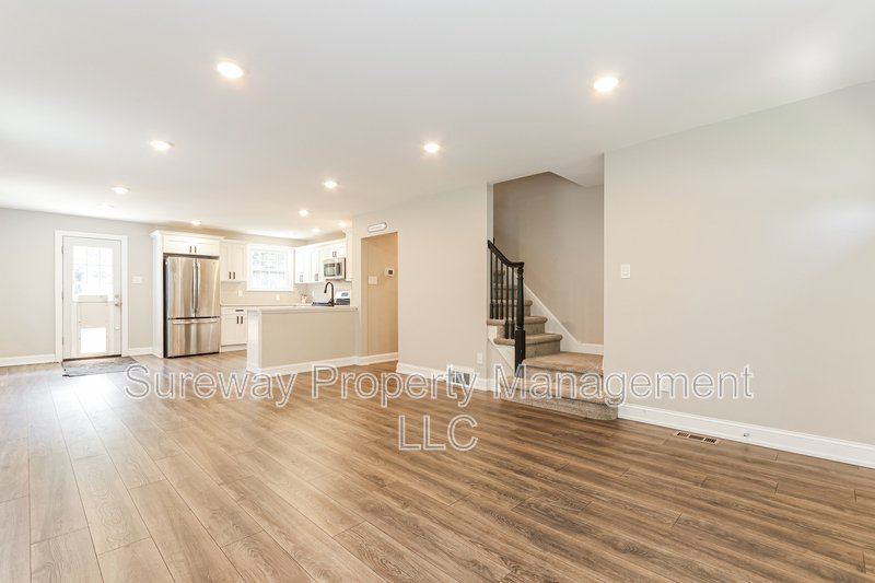 Beautifully Renovated 4 Bedroom, 2 Bath Single Family Home property image