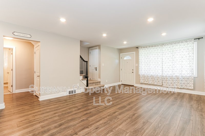 Beautifully Renovated 4 Bedroom, 2 Bath Single Family Home property image