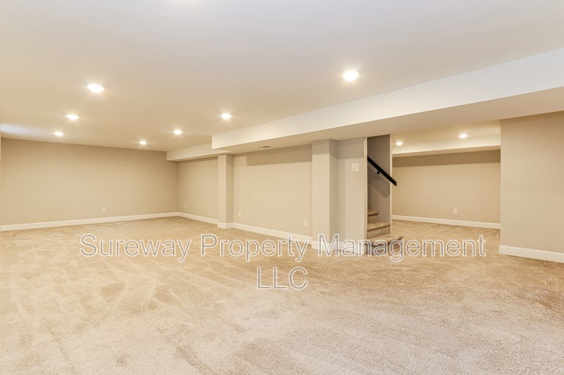 Beautifully Renovated 4 Bedroom, 2 Bath Single Family Home property image