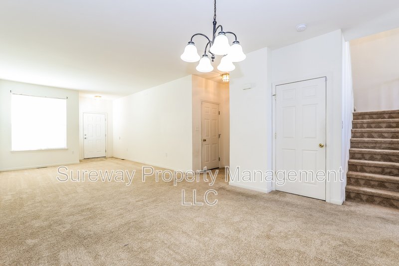 Welcome to 158 Chancellor Drive! property image