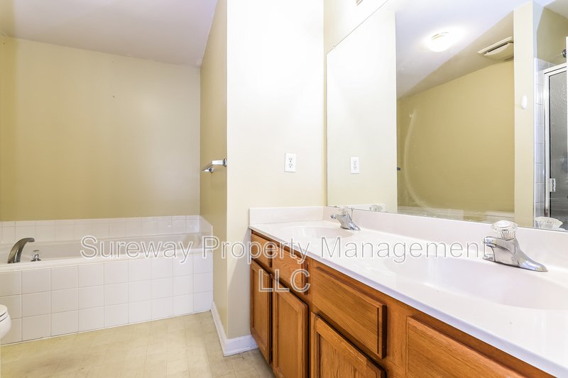 Welcome to 158 Chancellor Drive! property image