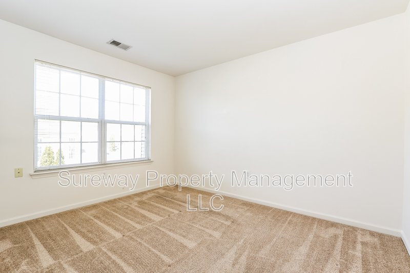 Welcome to 158 Chancellor Drive! property image