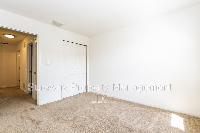 Welcome to 158 Chancellor Drive! property image