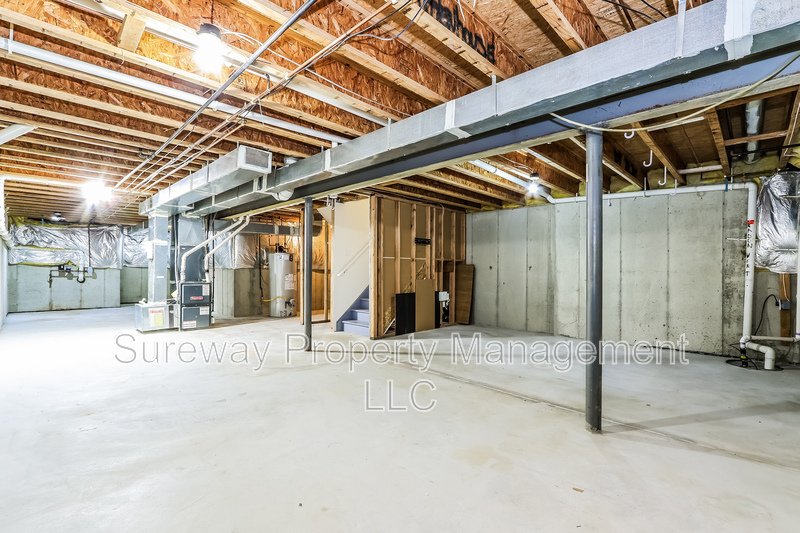 Welcome to 158 Chancellor Drive! property image