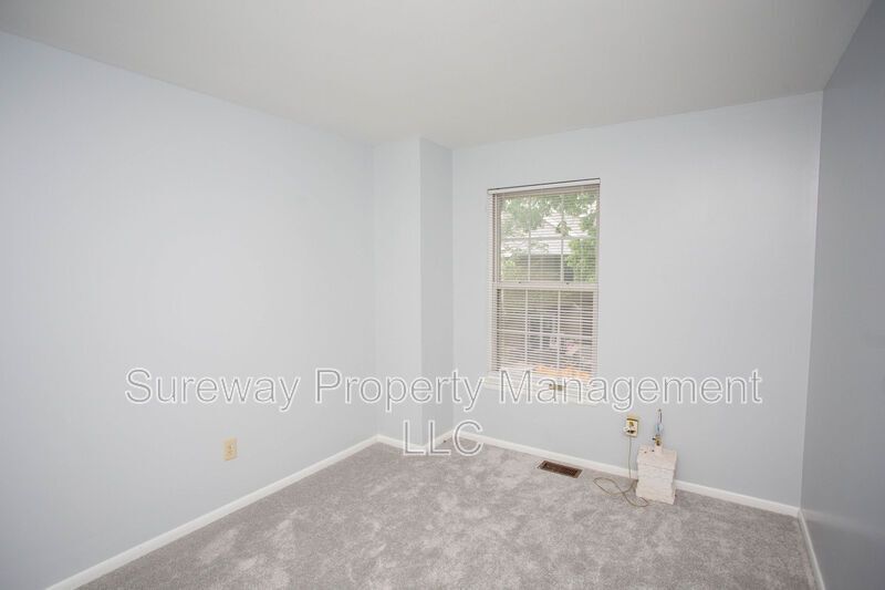 12 Grant Lane, Berlin property image