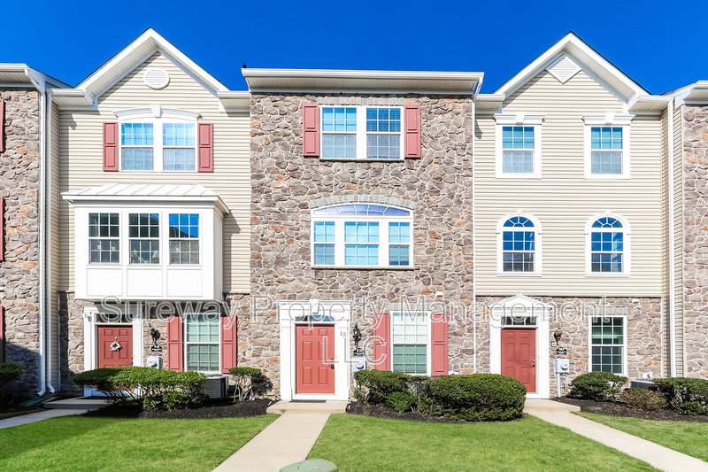 Welcome to 12 Stevens Ct property image
