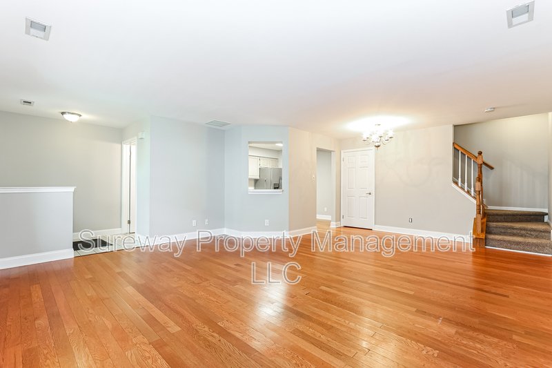 Welcome to 4406 Aberdeen LN property image