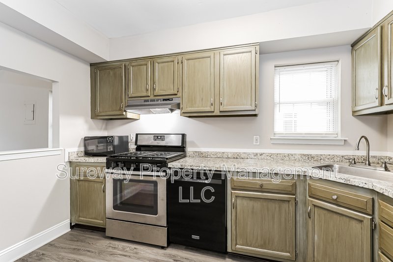 Welcome to 811 Wesley Ave property image
