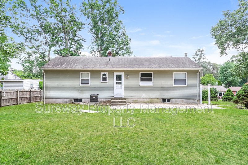 Welcome Home to 534 Pardee Blvd! property image