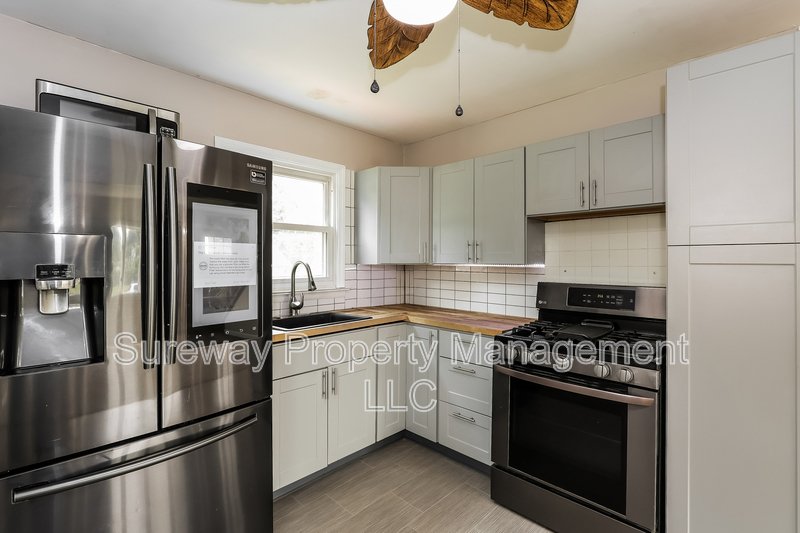Welcome Home to 3 Dewar Dr! property image
