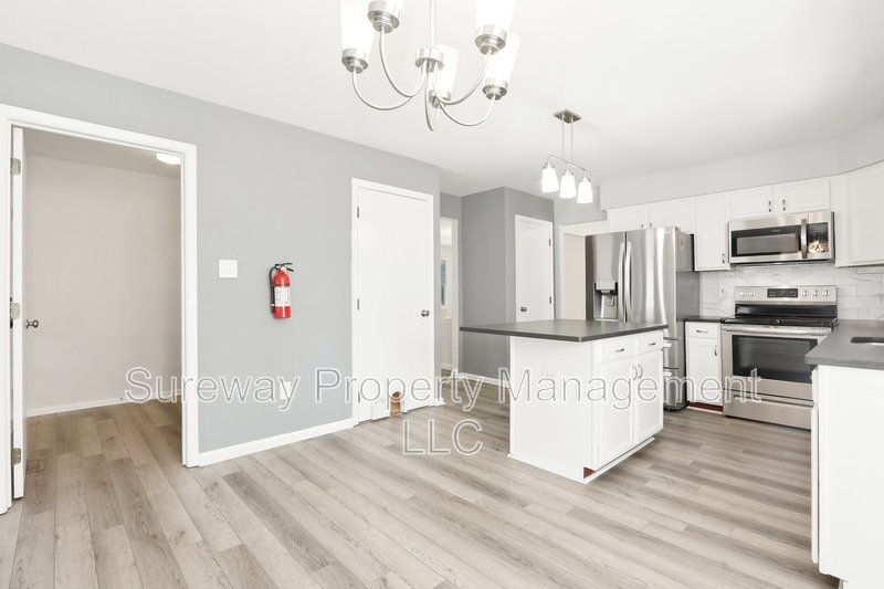 Welcome Home to 25 Adler Circle! property image