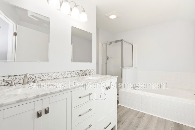 Welcome Home to 25 Adler Circle! property image