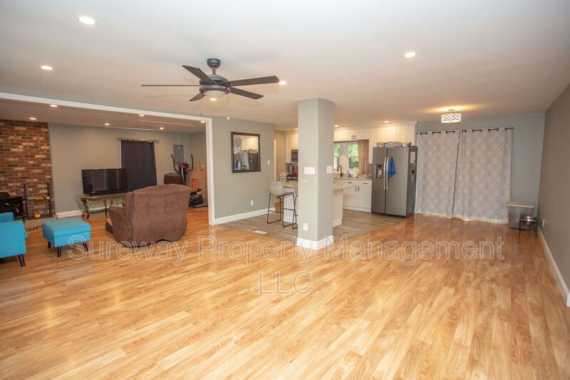 Welcome Home to 31 Edge Lane! property image