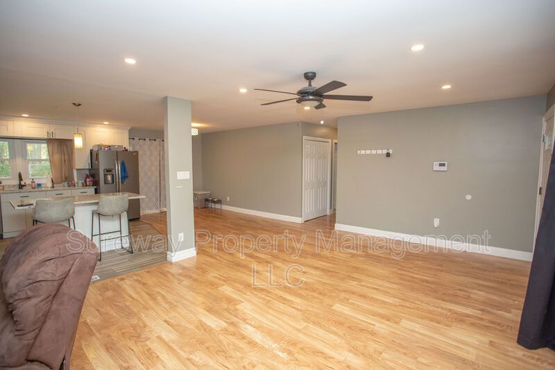 Welcome Home to 31 Edge Lane! property image
