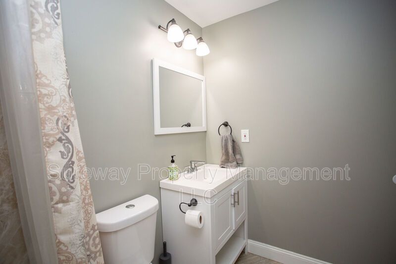 Welcome Home to 31 Edge Lane! property image