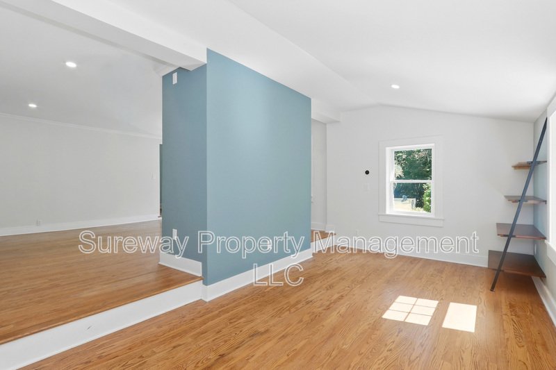 Welcome Home to 4521 Province Line Rd! property image