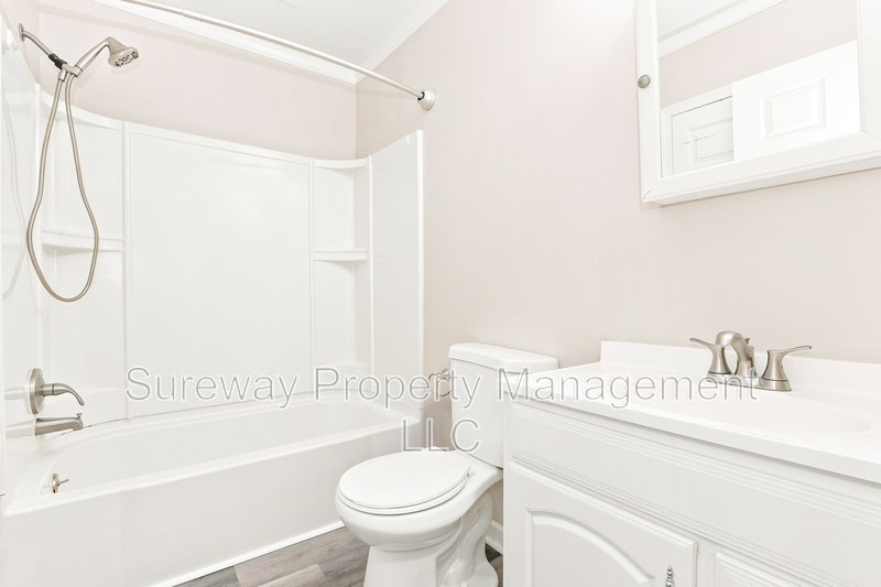 Welcome to 208 Knight Ave property image