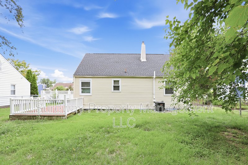 Welcome to 208 Knight Ave property image