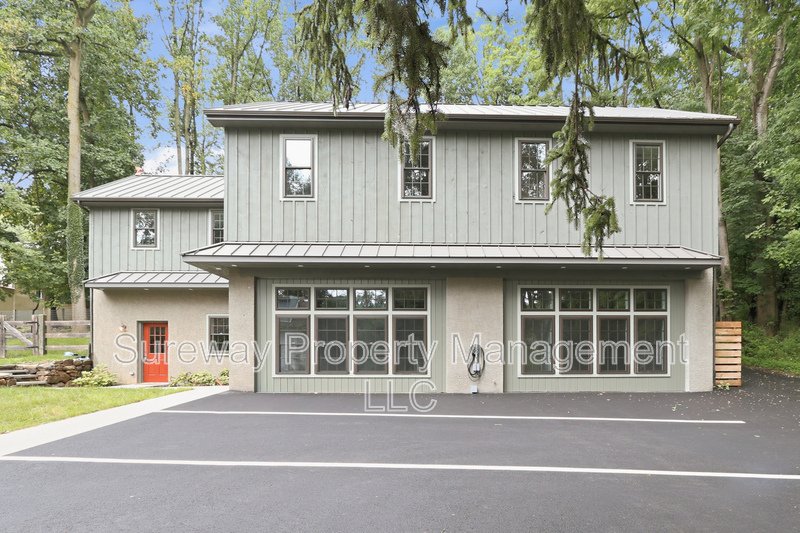 One of a Kind Media Rental property image