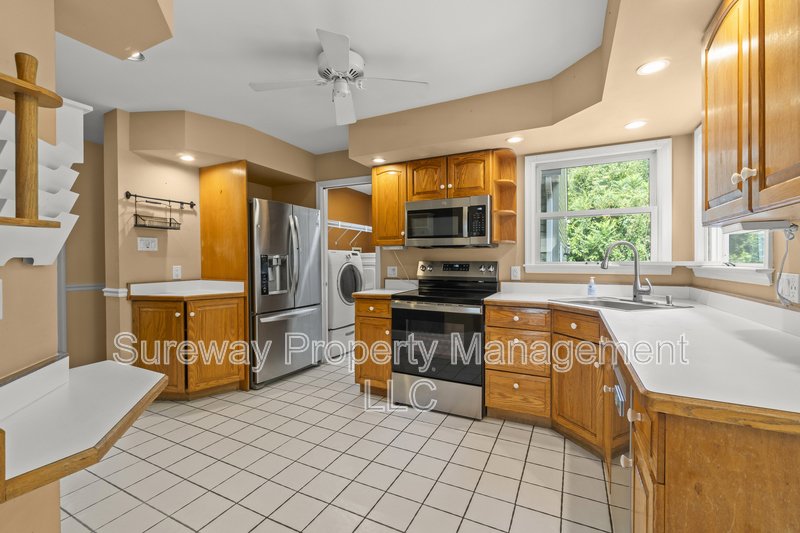 Bright property image