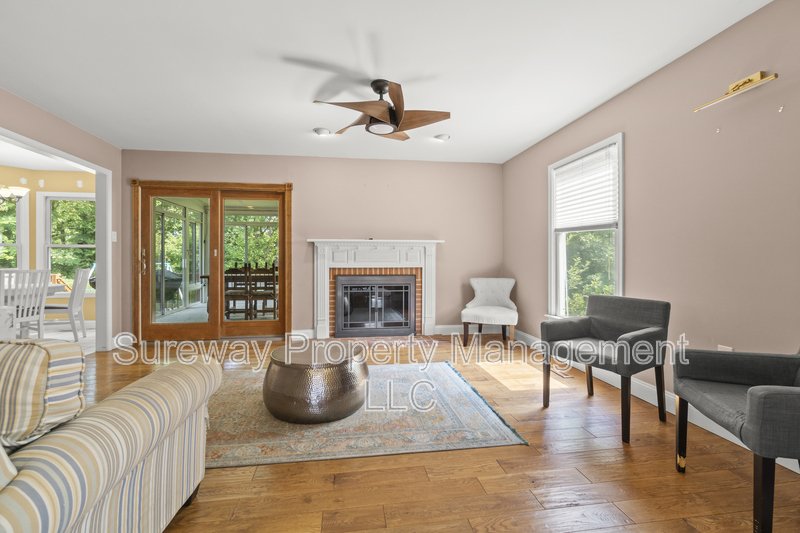 Bright property image