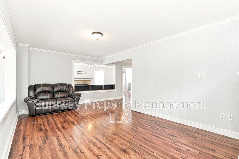 Welcome home to 111 Westmont Ave property image
