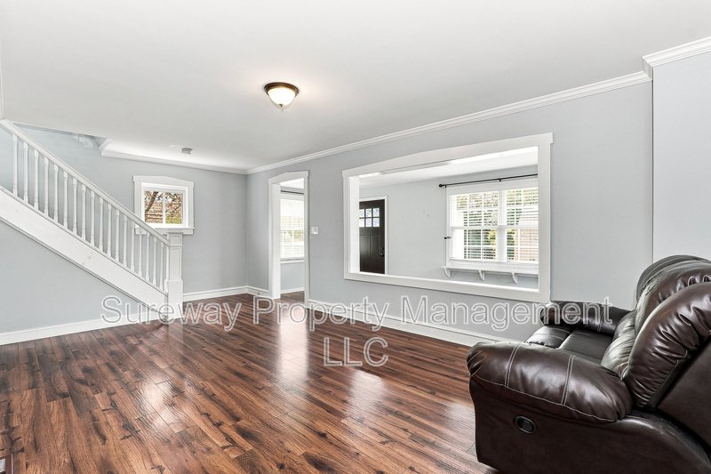 Welcome home to 111 Westmont Ave property image