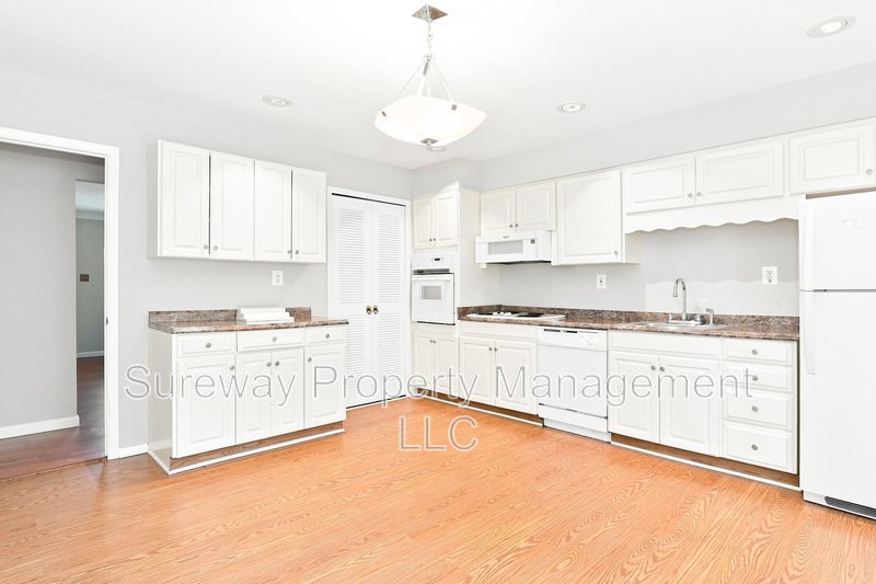 Welcome Home to This Beautiful End-Unit! property image