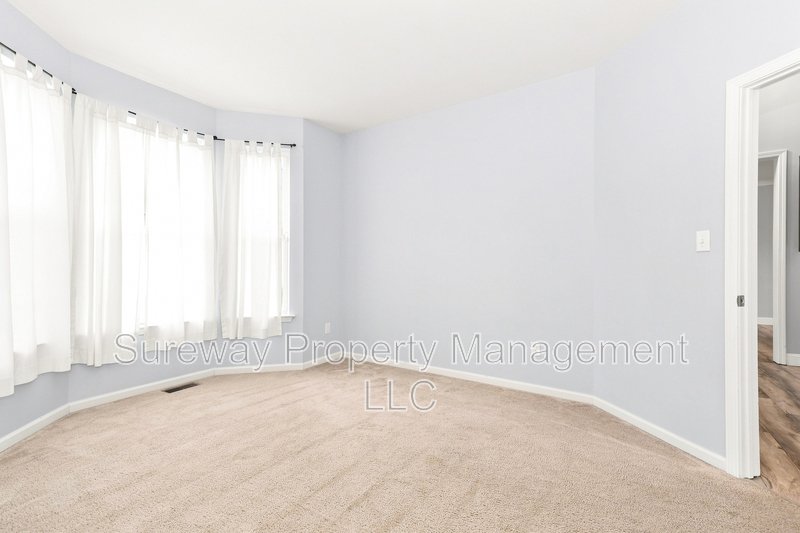 Welcome to 13 Grist Mill Court! property image