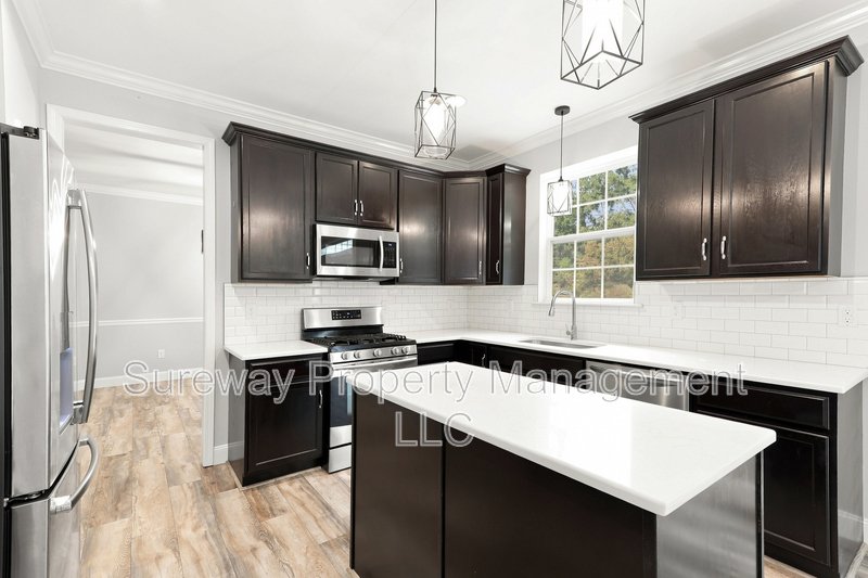 Welcome to 13 Grist Mill Court! property image