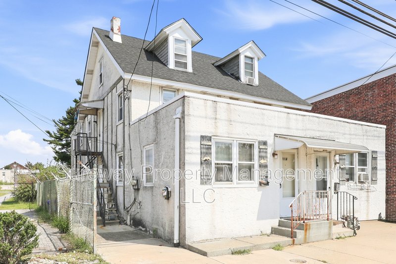 311 Green St. B property image