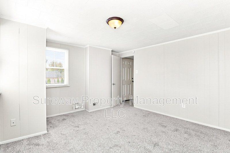311 Green St. B property image