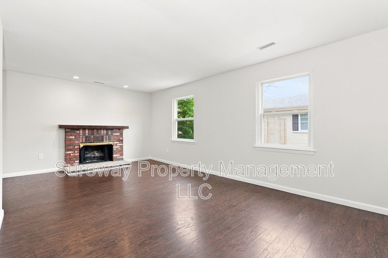 FOR RENT – 106 Willow Turn, Unit B, Mt. Laurel, NJ 08054 property image