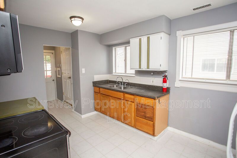 Bright property image